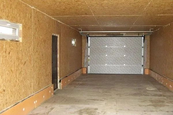 Отделка стен гаража листами ОСП