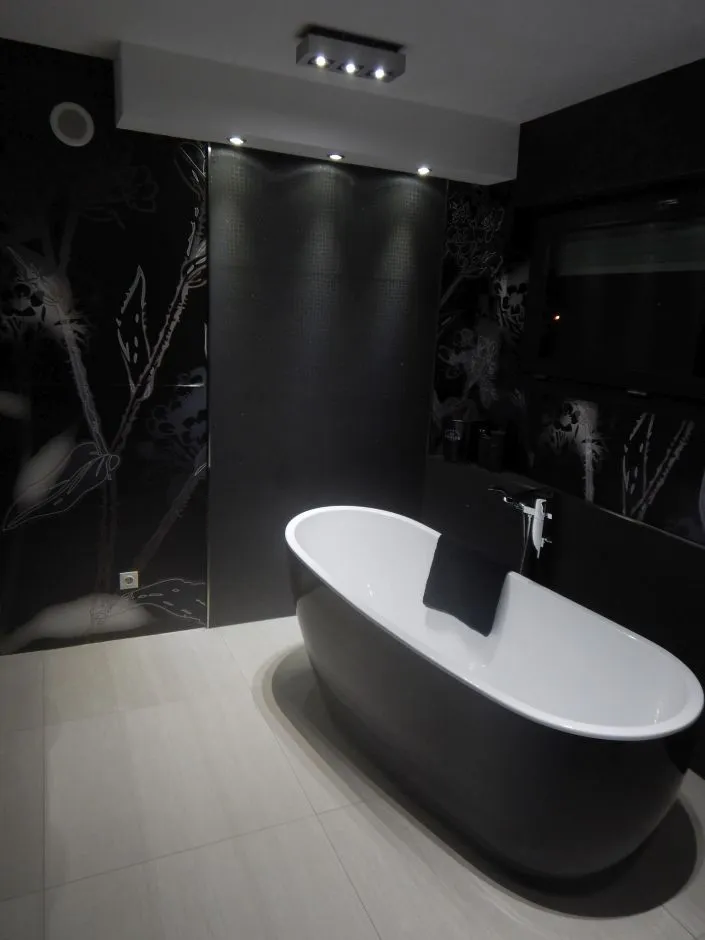 черная ванная комната дизайн фото